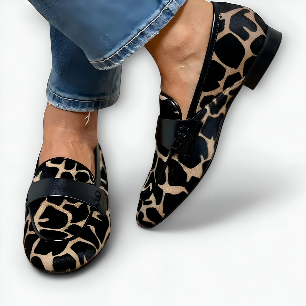 Alessia™ | Mocassins Léopard avec Contraste Élégant