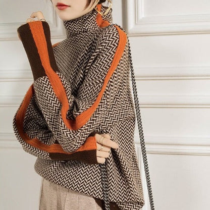 Juliette ™ | Pull à col montant avec des rayures contrastées saisissantes