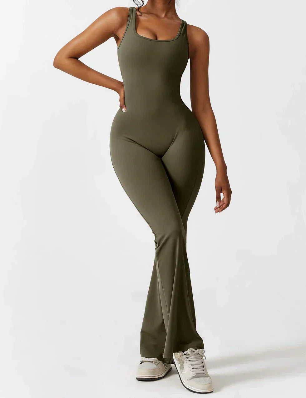 Luxa™ | Combinaison tendance et flatteuse à dos en V